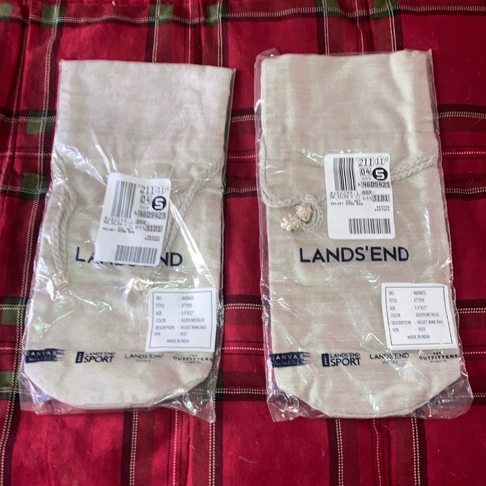 Lands' End Silver Velvet Wine Bags